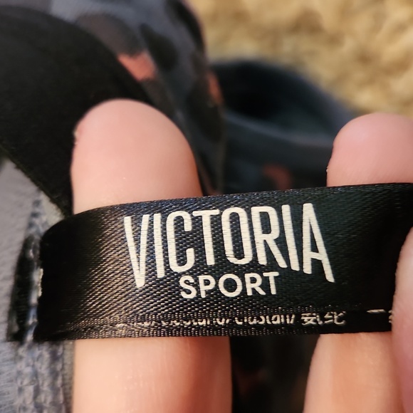 Knockout by Victoria's Secret Leopard Bra - Picture 8 of 10